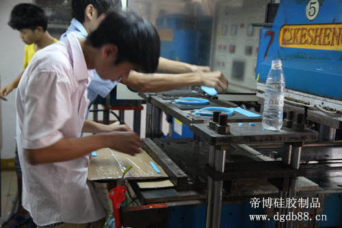 製樣機.jpg